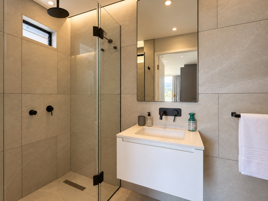 2 Bedroom Property for Sale in Sea Point Western Cape